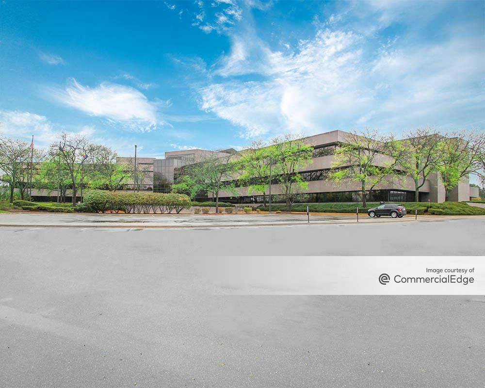 Steelcase Global Headquarters 901 44th Street SE, Grand Rapids, MI